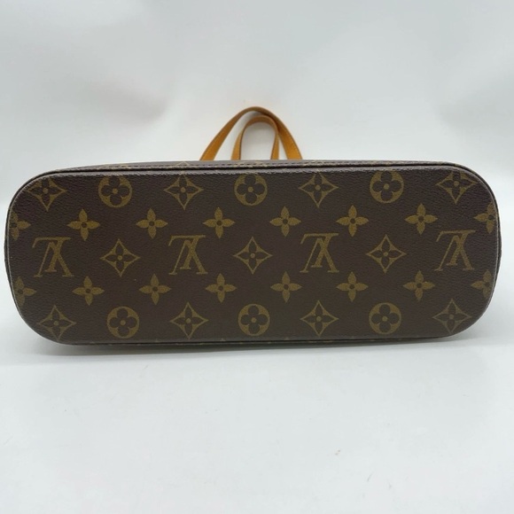Auth Louis Vuitton
Monogram Vavin GM
Tote Bag - Picture 15 of 16